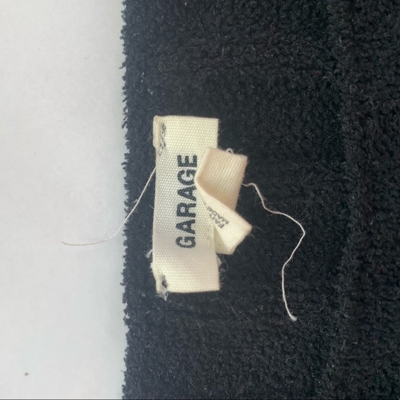 Long Sleeve Crop Top - Picture 5 of 5